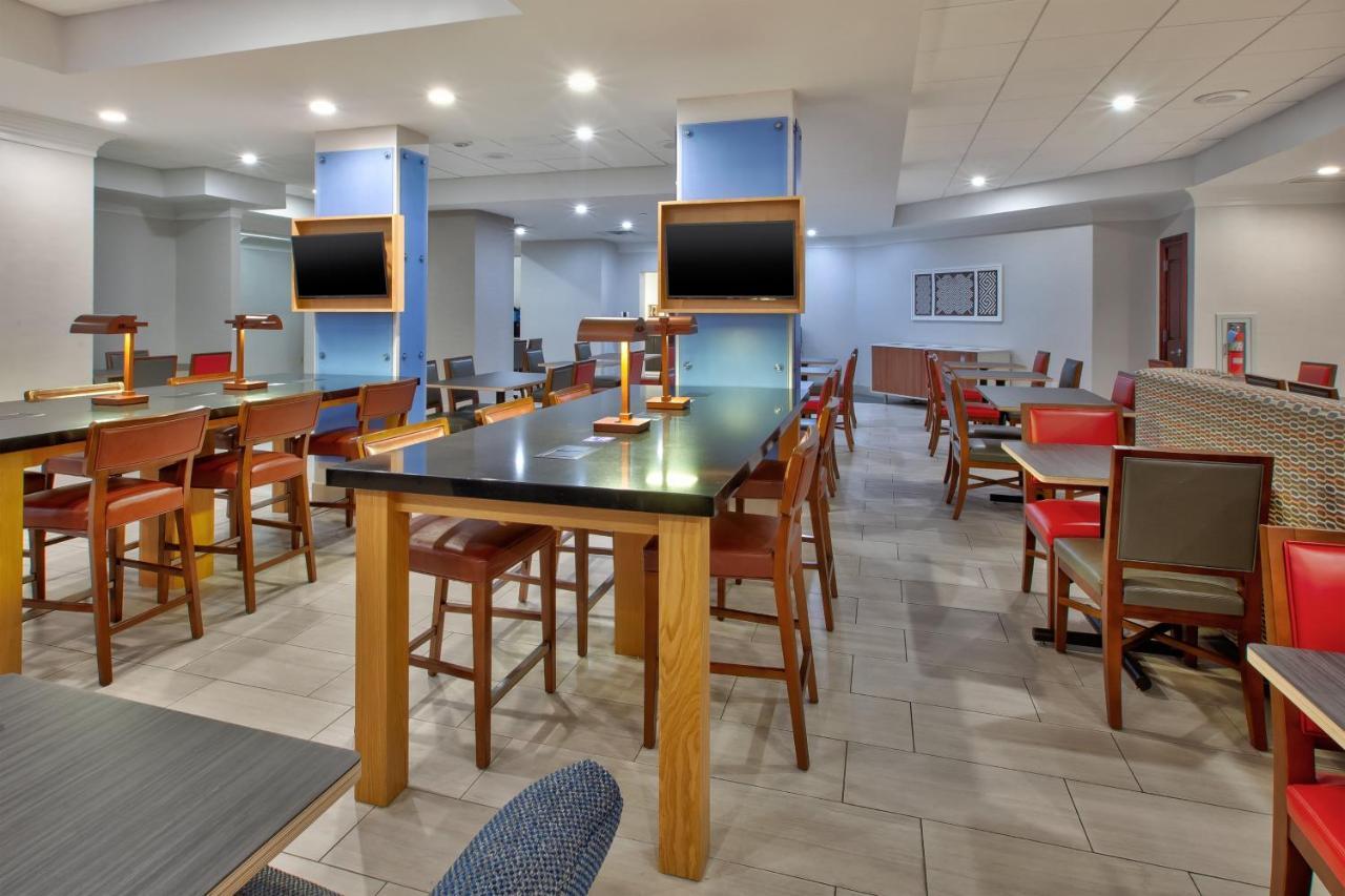 Holiday Inn Express Philadelphia-Midtown, An Ihg Hotel Экстерьер фото